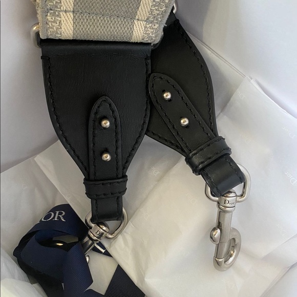 Dior saddle small leather bag with the strap - Picture 8 of 9